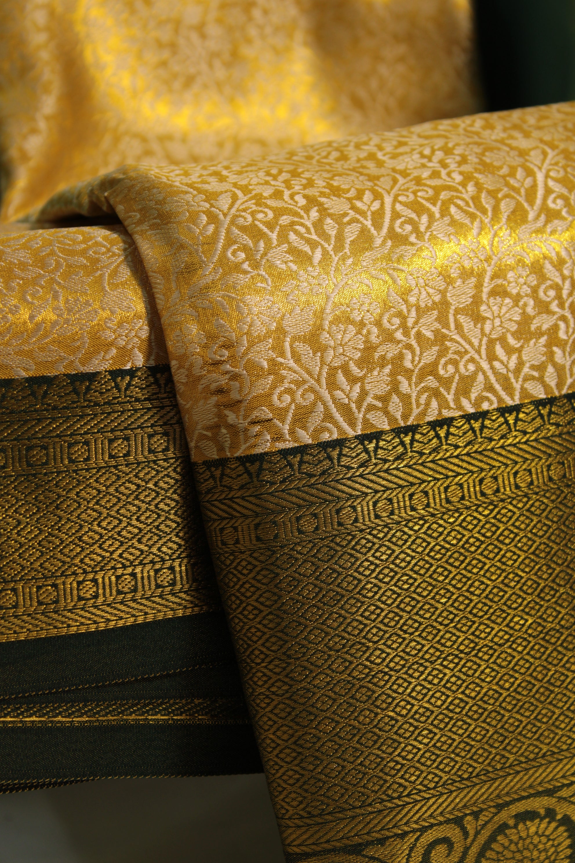 Kanjivaram tissue saree