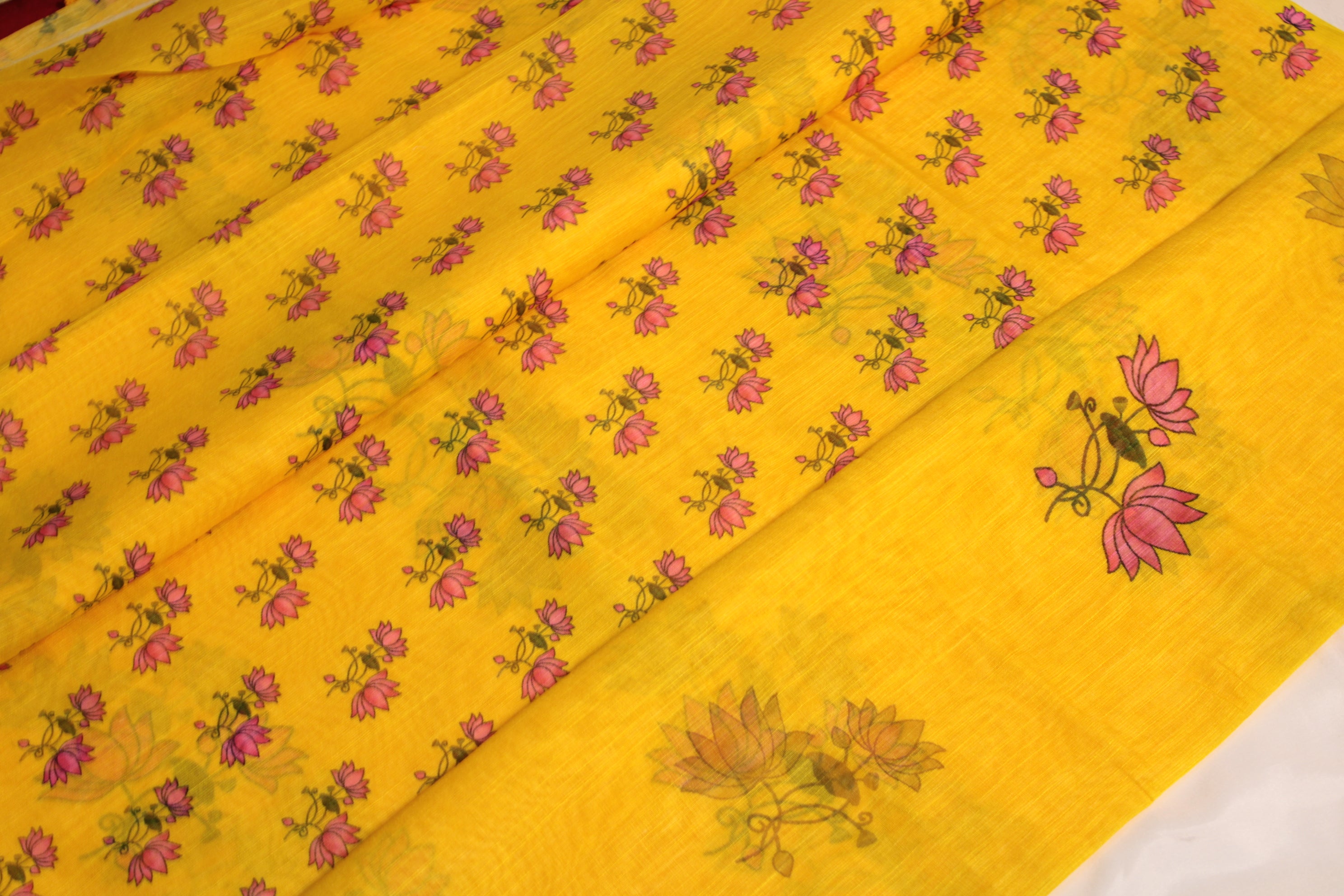 Trendy Lenin Cotton Saree